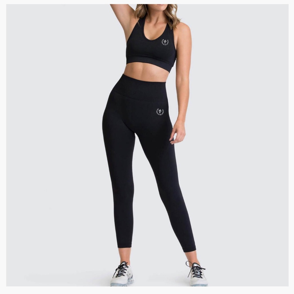 SHEZGOTFAITH Back Set